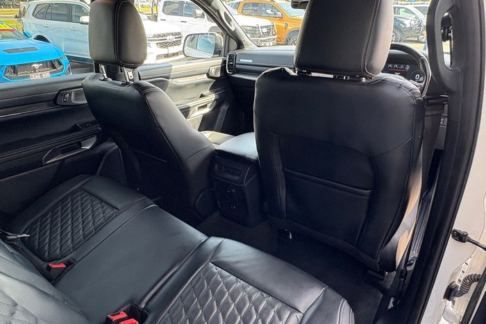 2022 Ford Everest Platinum