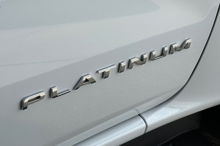2022 Ford Everest Platinum
