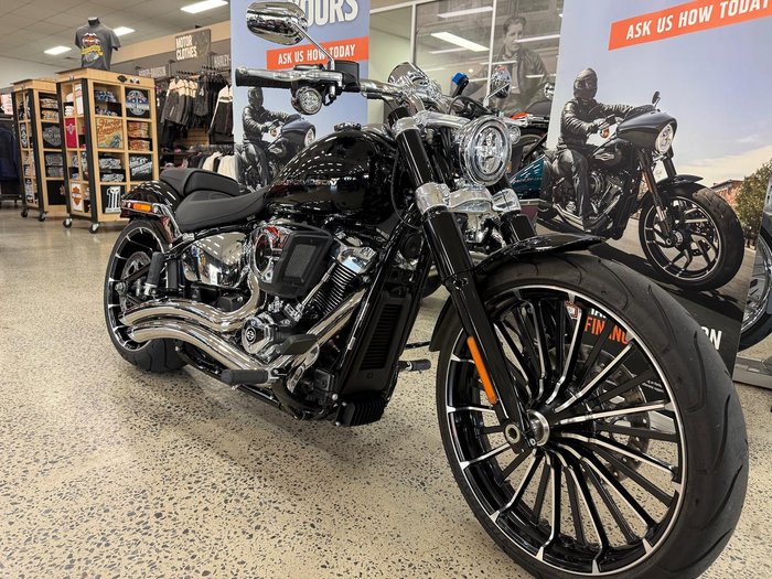 2025 Harley-Davidson Breakout 117 (FXBR) Softail Black