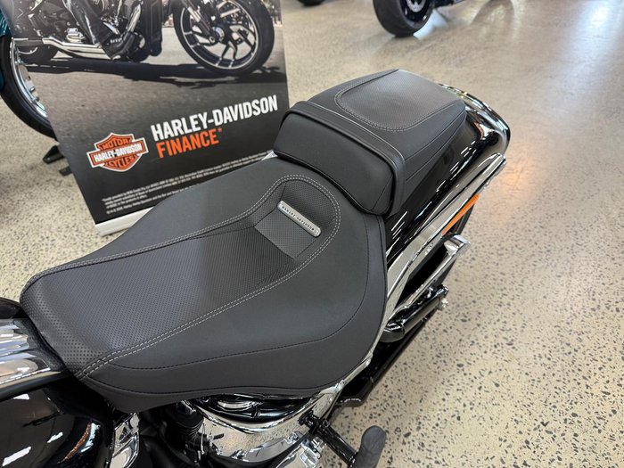 2025 Harley-Davidson Breakout 117 (FXBR) Softail Black
