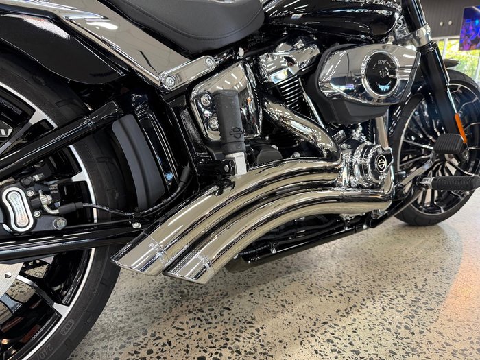 2025 Harley-Davidson Breakout 117 (FXBR) Softail Black