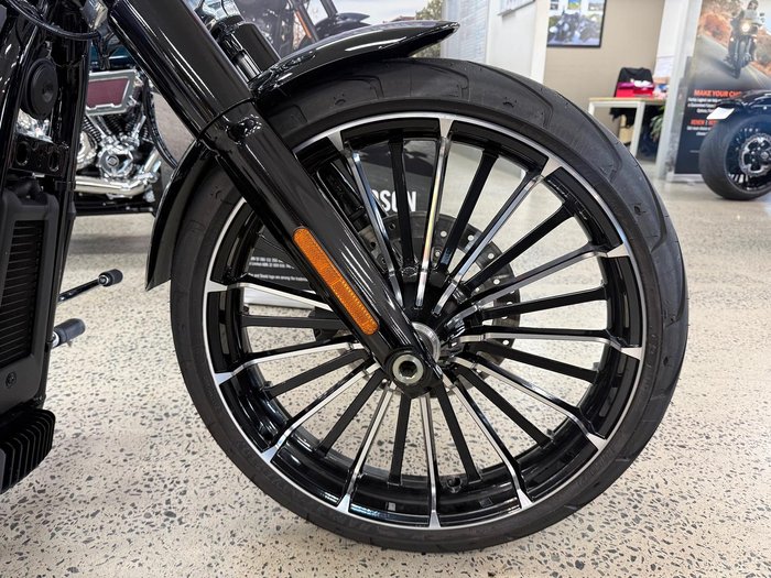 2025 Harley-Davidson Breakout 117 (FXBR) Softail Black