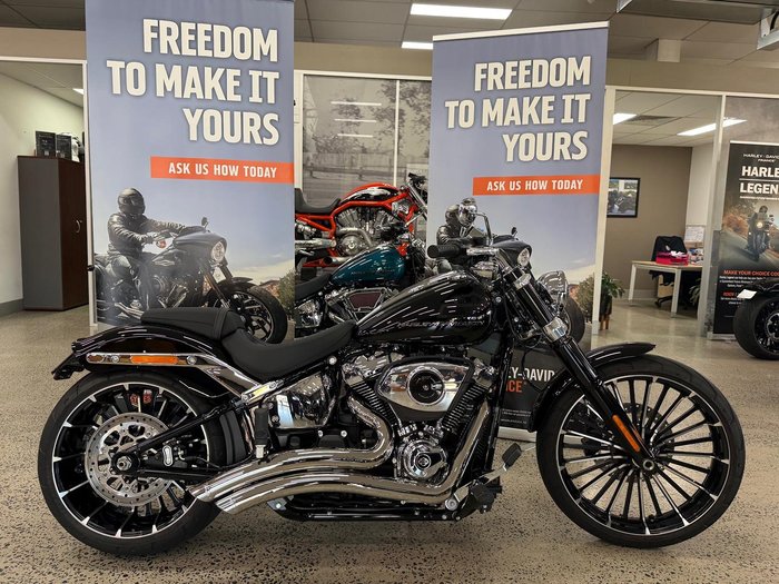 2025 Harley-Davidson Breakout 117 (FXBR) Softail Black