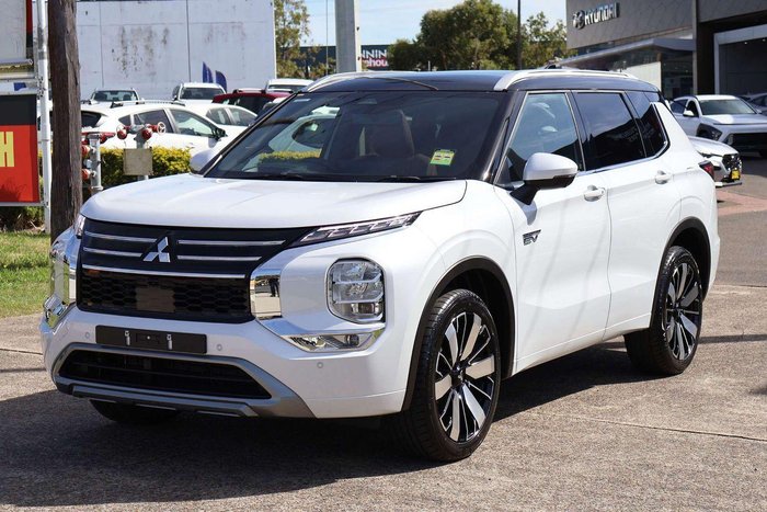 2025 Mitsubishi Outlander PHEV Exceed Tourer