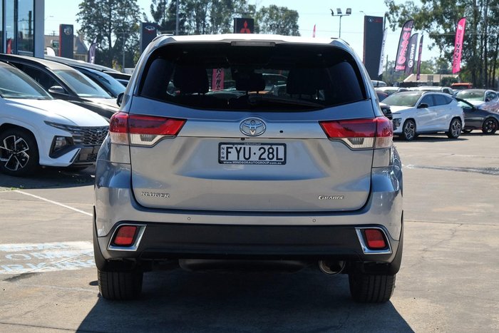 2017 Toyota Kluger Grande