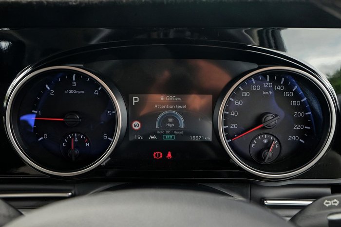 2023 Kia Carnival Si