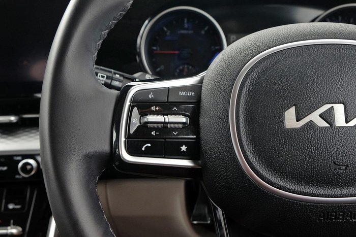 2023 Kia Carnival Si