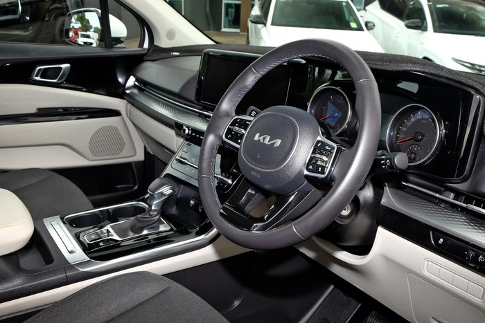 2023 Kia Carnival Si