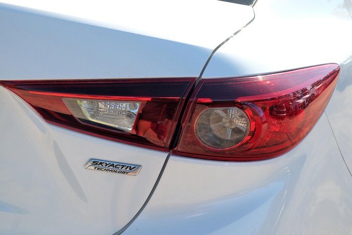 2015 Mazda 3 Maxx