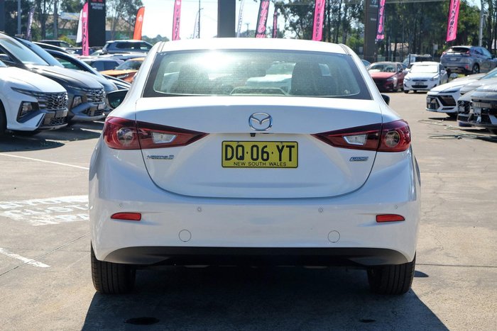 2015 Mazda 3 Maxx