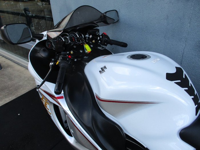 2015 Suzuki GSX1300RA (HAYABUSA) White