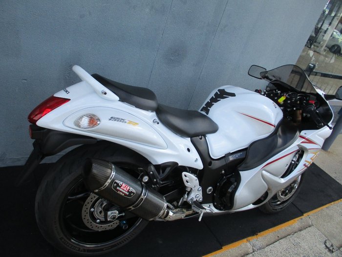 2015 Suzuki GSX1300RA (HAYABUSA) White