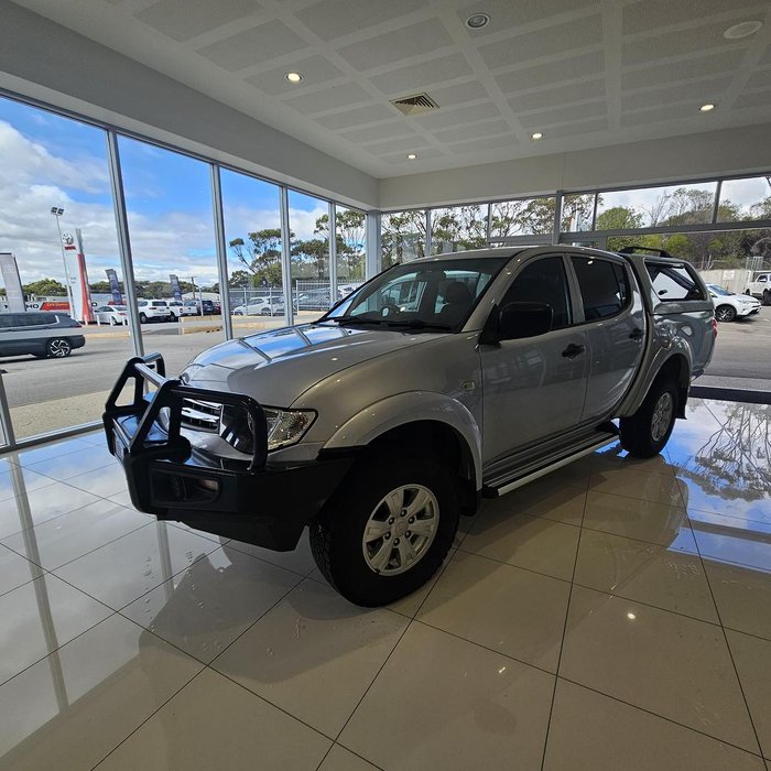 2015 Mitsubishi Triton GLX