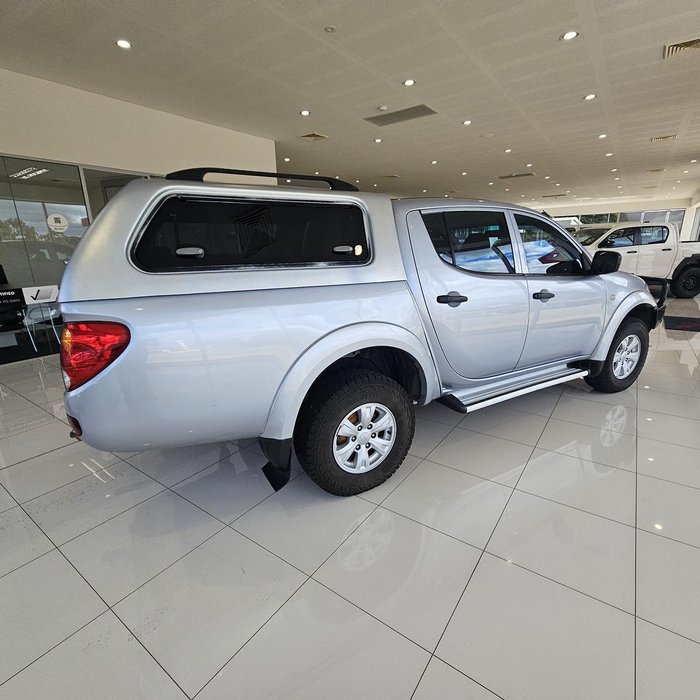 2015 Mitsubishi Triton GLX