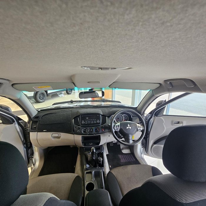 2015 Mitsubishi Triton GLX