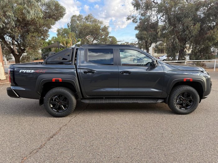 2026 Nissan Navara PRO-4X D27 MY26 4X4 Dual Range