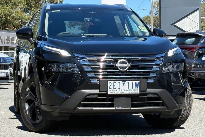 2025 Nissan X-TRAIL ST-L