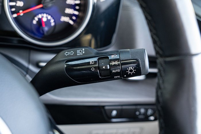 2021 Kia Carnival Platinum