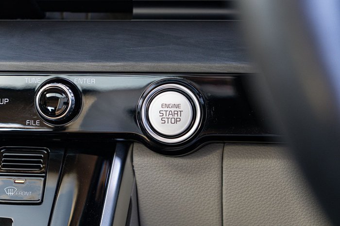 2021 Kia Carnival Platinum