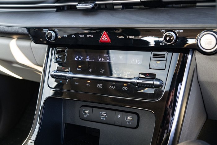 2021 Kia Carnival Platinum