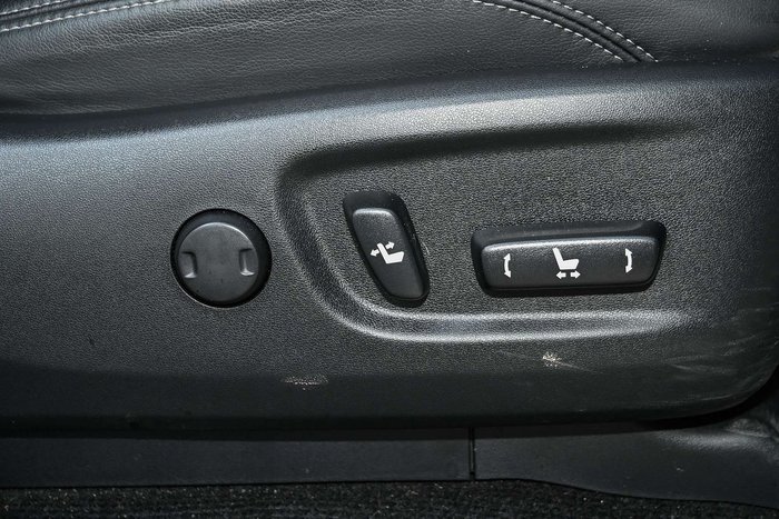 2023 Toyota Landcruiser Prado VX