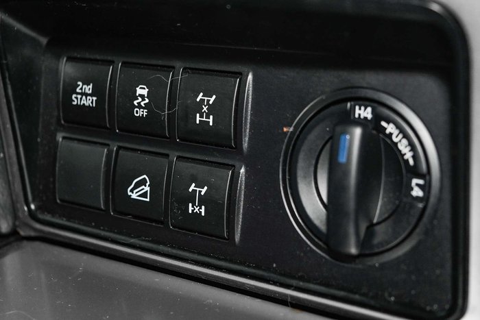 2023 Toyota Landcruiser Prado VX