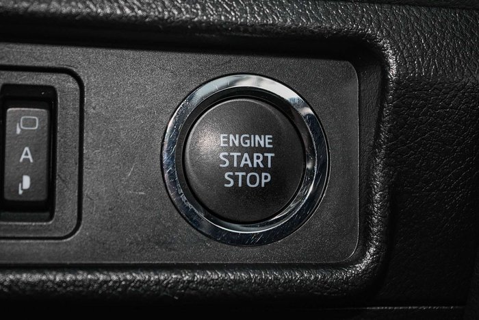 2023 Toyota Landcruiser Prado VX