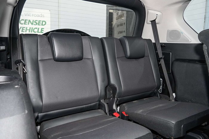 2023 Toyota Landcruiser Prado VX