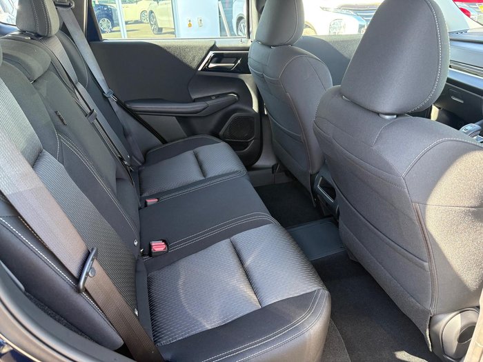 2025 Mitsubishi Outlander PHEV ES