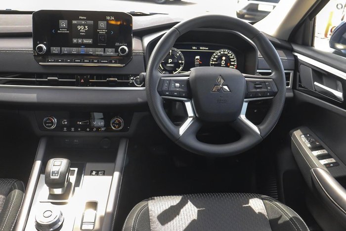 2025 Mitsubishi Outlander PHEV ES