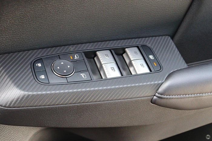 2025 Mitsubishi Outlander PHEV ES