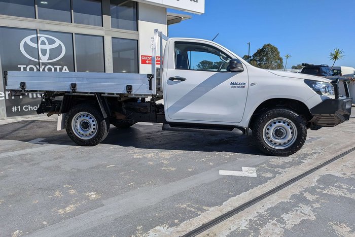 2020 Toyota Hilux SR