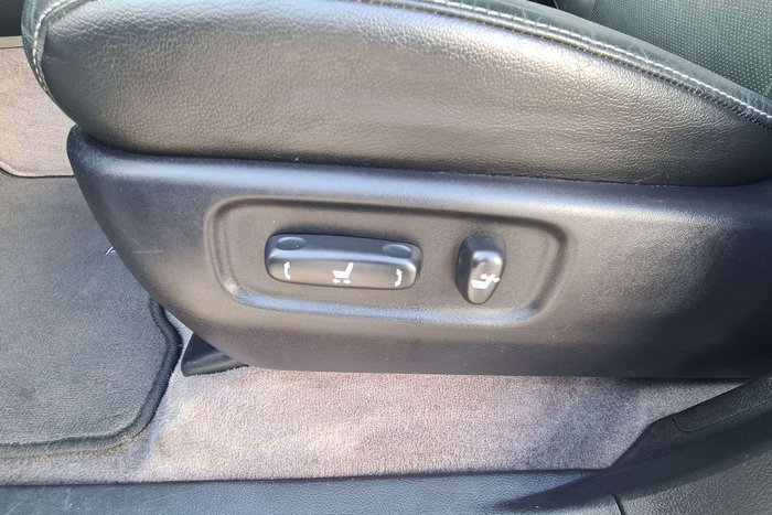 2012 Toyota Landcruiser VX