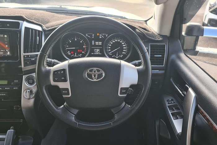 2012 Toyota Landcruiser VX
