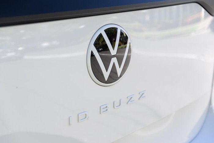 2025 Volkswagen ID. Buzz Cargo BEV550
