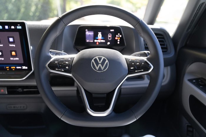 2025 Volkswagen ID. Buzz Cargo BEV550