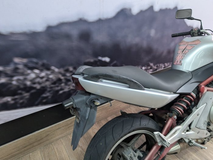 2006 Kawasaki ER-6n SILVER