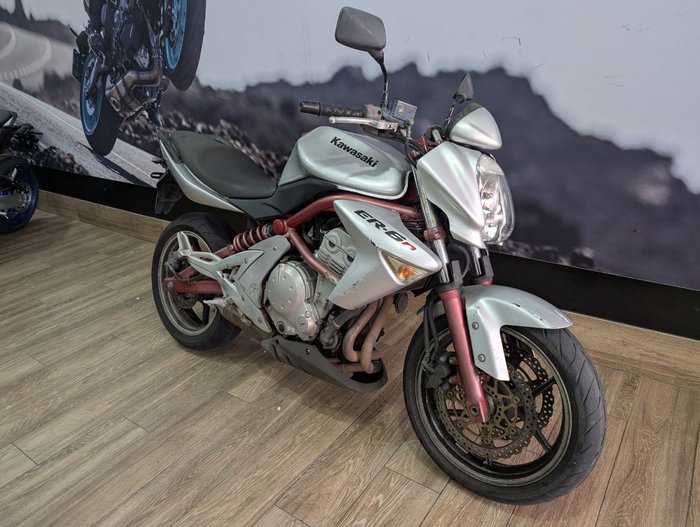 2006 Kawasaki ER-6n SILVER