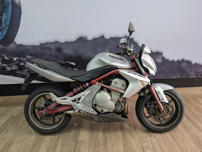 2006 Kawasaki ER-6n SILVER
