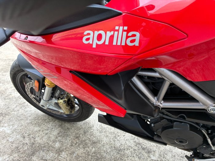 2014 APRILIA CAPONORD 1200 Red