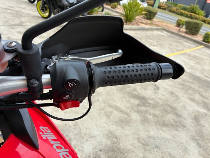 2014 APRILIA CAPONORD 1200 Red