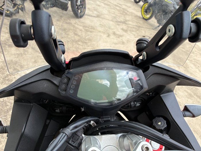 2014 APRILIA CAPONORD 1200 Red