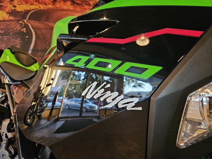 2020 Kawasaki Ninja 400 (EX400G) Ninja Green