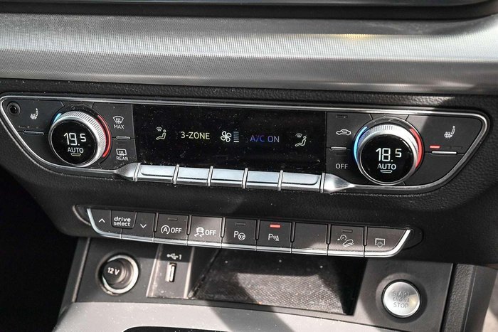 2022 Audi Q5 40 TDI S line