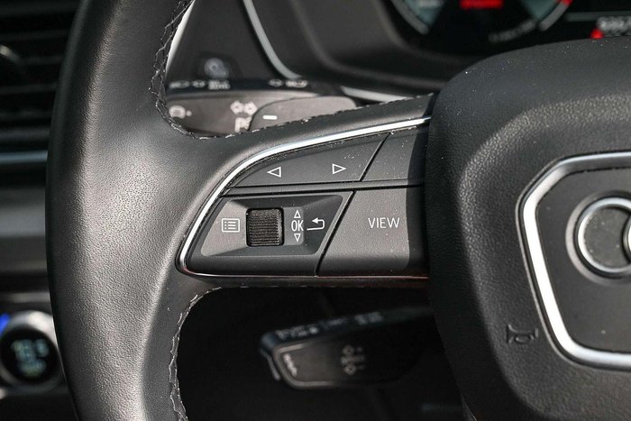 2022 Audi Q5 40 TDI S line