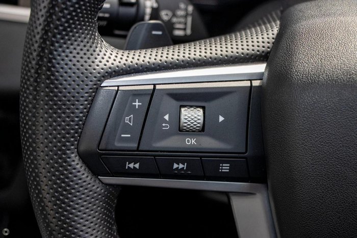 2025 Mitsubishi Outlander LS