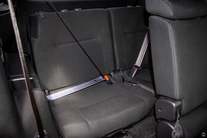 2025 Mitsubishi Outlander LS