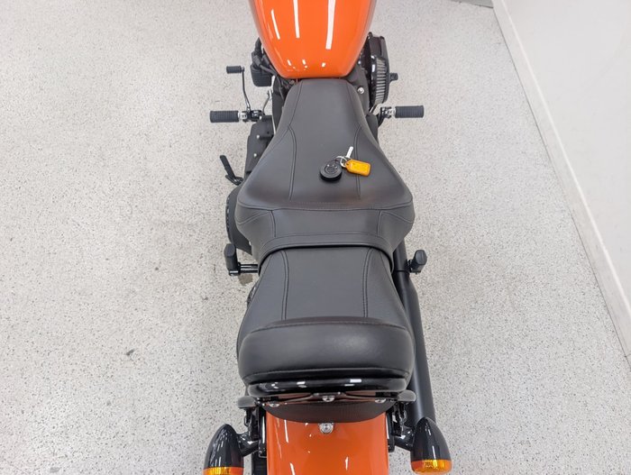 2021 Harley-davidson FXBBS STREET BOB (114) BEIGE