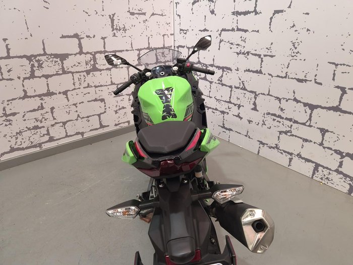 2024 Kawasaki Ninja 400 (EX400G) Ninja Green