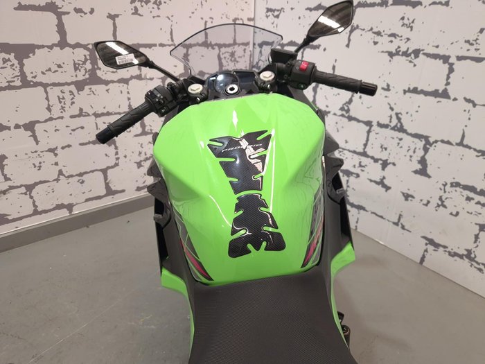 2024 Kawasaki Ninja 400 (EX400G) Ninja Green